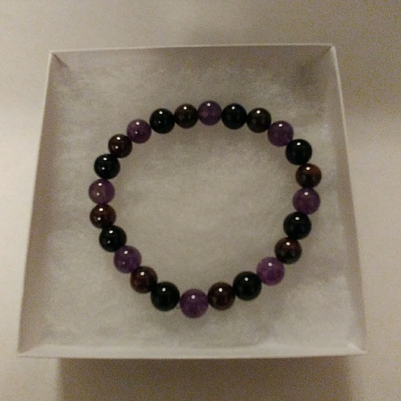 Amethyst & Garnet Stone Bracelet - Picture 4 of 8